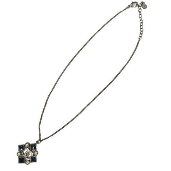 CHANEL Coco Mark Gripoix Rhinestone Pendant Vintage Necklace in Silver WS2865